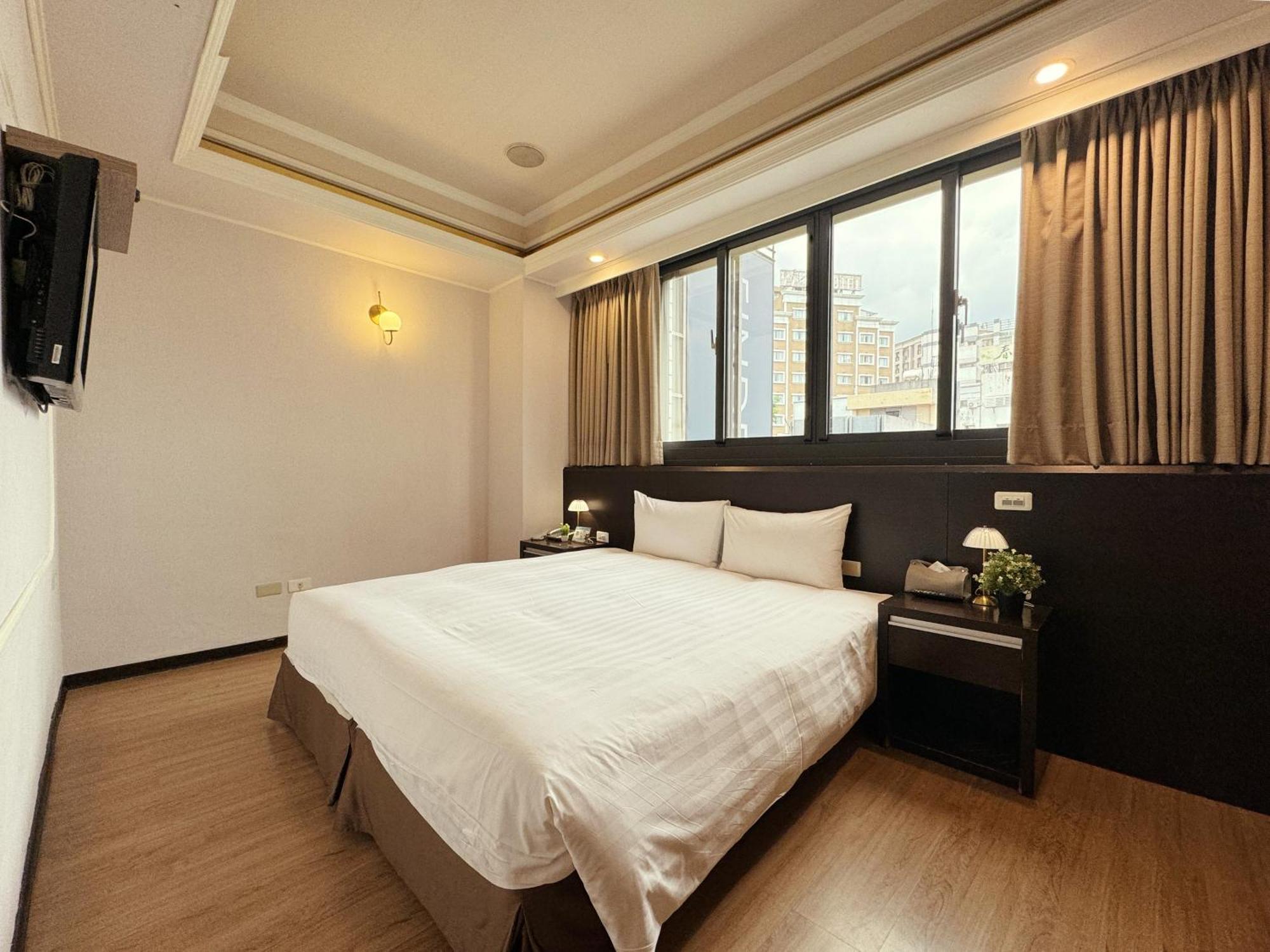 Finders Hotel Hualien Station Экстерьер фото